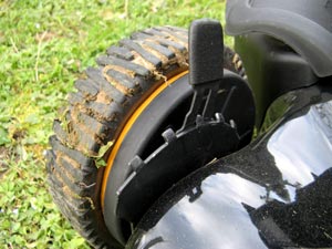 Réglage de la hauteur des roues