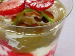 Verrines printanières fraise-rhubarbe