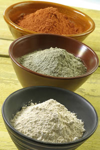 3 types d'argile de diff&eacute;rentes couleurs 