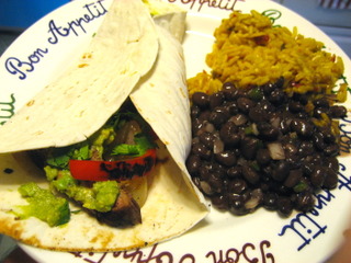 Fajitas (farine de blé), haricots secs, riz