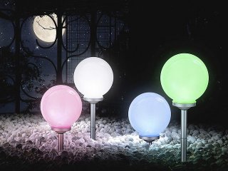 Boules lumineuses LED à planter