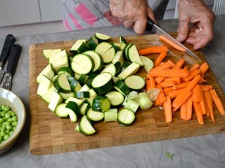 Découpe des légumes nouveaux