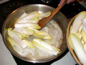 Cuisson des endives au beurre