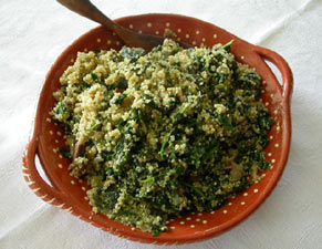 Plat d'épinards à la quinoa