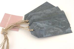 Etiquettes en zinc