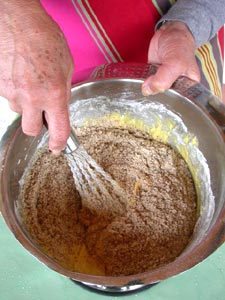 Ajout 
des amandes dans l'appareil