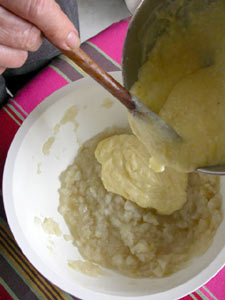 Mélange avec la sauce béchamel