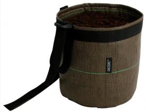 Pot suspendu en toile Bacsac, www.madeindesign.com