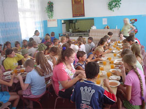 Scène de cantine