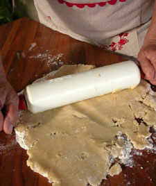 Rouler la pâte sablée