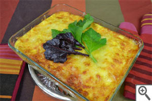 Gratin au céleri sortant du four