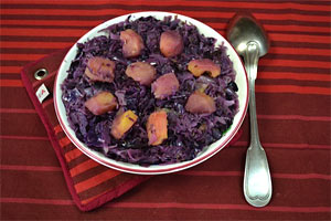 Chou rouge au vin rouge et aux pommes
