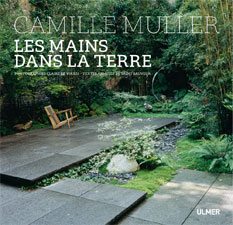 Les mains dans la terre