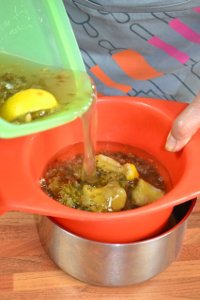 Filtrage du sirop avant ébullition