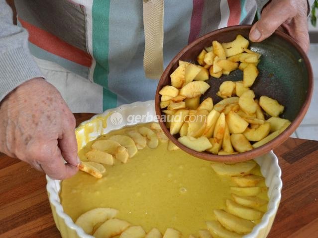 Garniture du gâteau