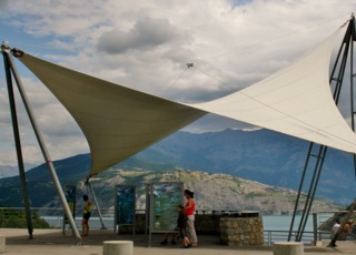 Voile d ombrage ajourée