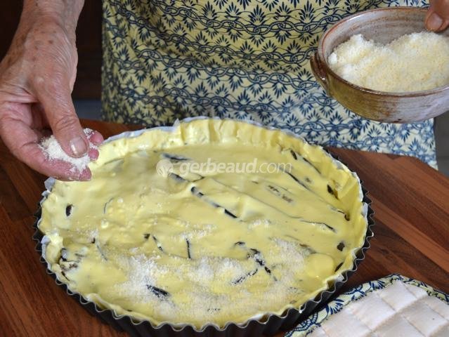 Saupoudrage du parmesan