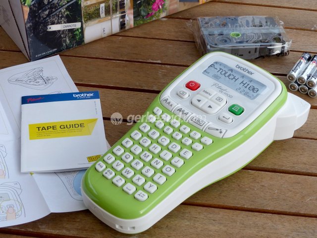 Brother P-Touch GL-100 déballée