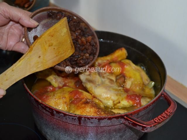 Ajout des raisins secs