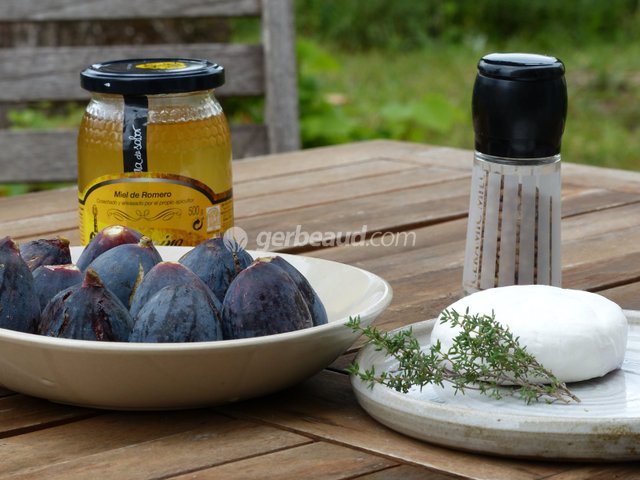 Figues chèvre miel : ingrédients