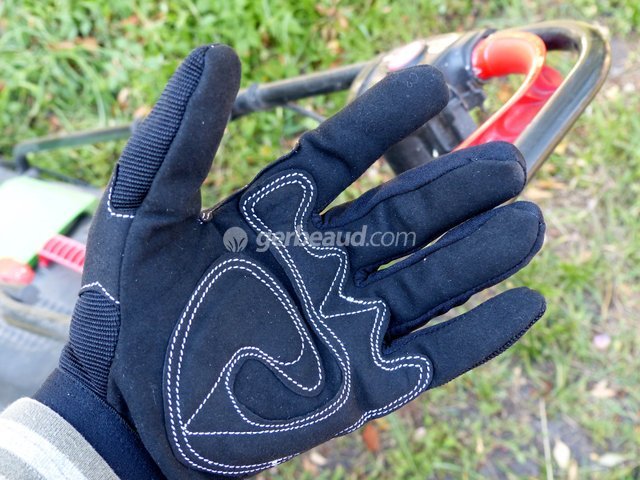 Gants de jardinage avec paume et coutures renforcées