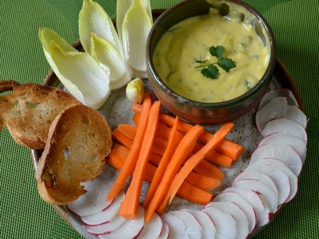 Sauce pimprenelle : servie à table