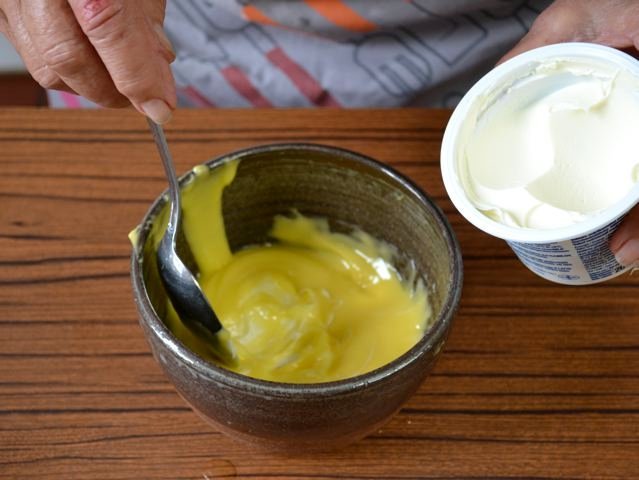 Incorporation de la crème fraîche