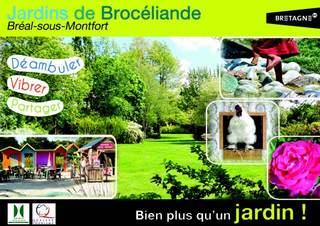 Joue de l'eau aux jardins de Brocéliande