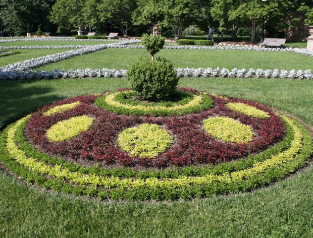 Parterre en mosaïculture