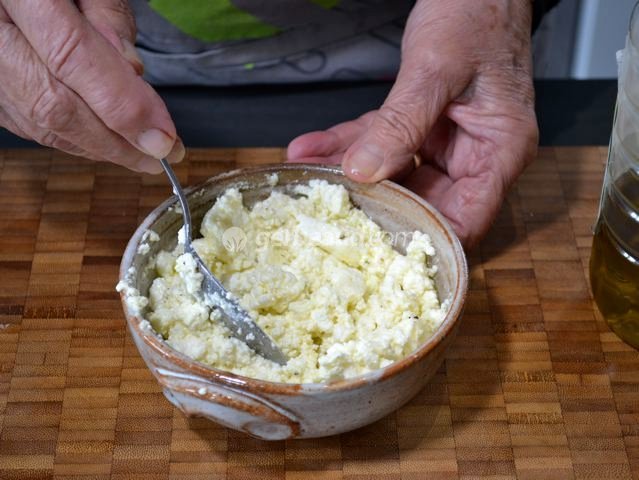Préparation du mélange au fromage frais