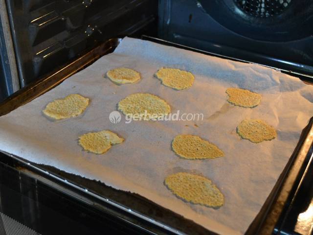 Cuisson des petites galettes de fromage