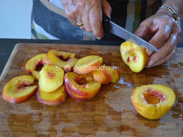 Découpe des pêches