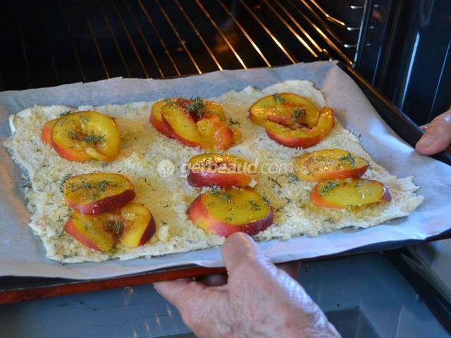 Effeuillage du thym et passage au four