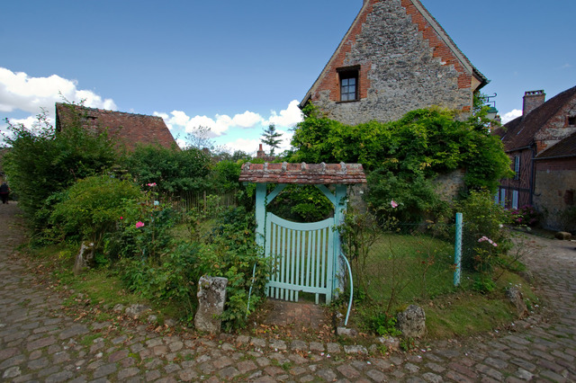 Petit portillon pour petit jardin