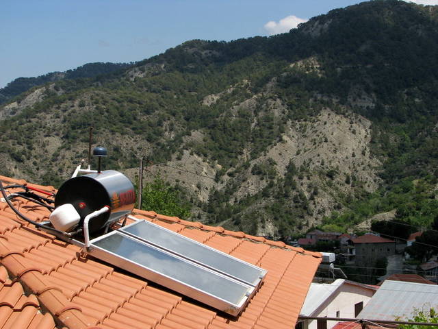 Chauffe-eau solaire : avantages, inconvénients, fonctionnement