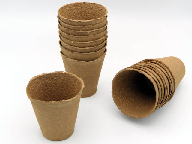 Pots biodégradables en fibres de bois