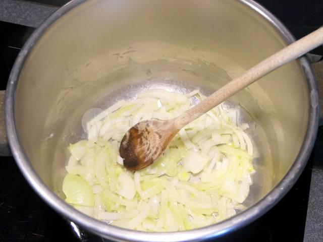 Oignons revenus dans le faitout