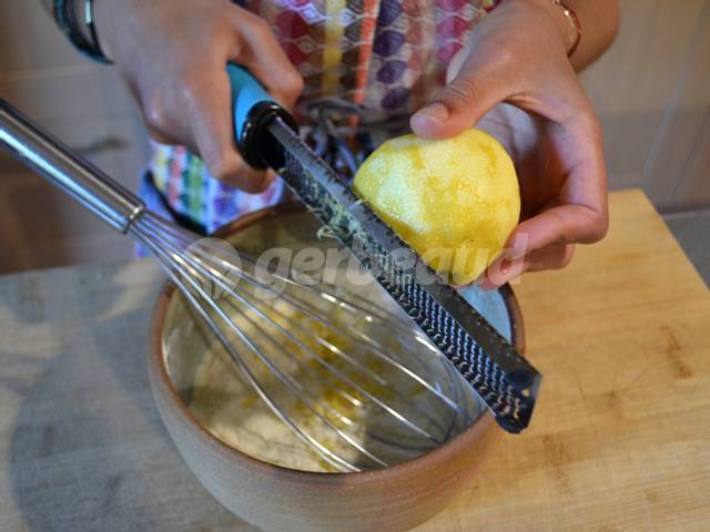 Ajout des zestes de citron