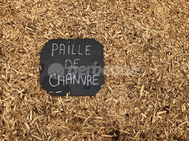 Paillettes de chanvre pour paillage