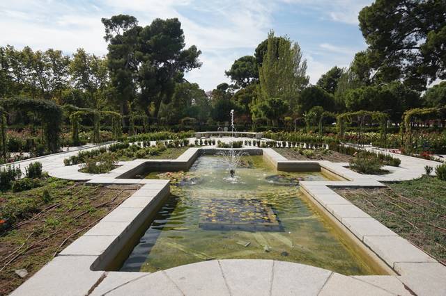 Roseraie d'EL Retiro (jardin - Madrid)