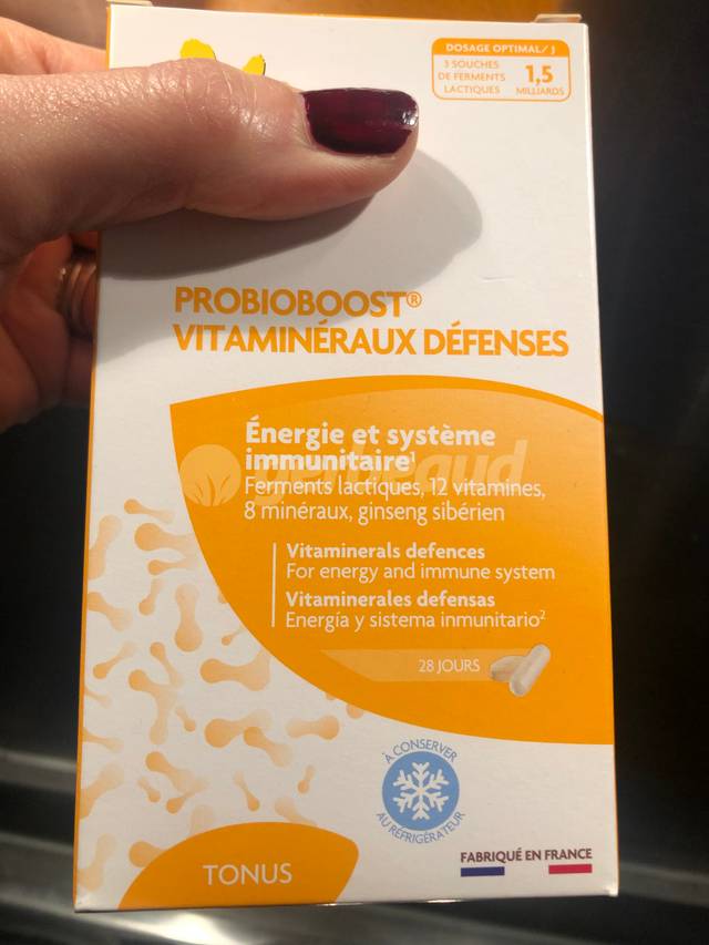 Probiotiques en gélules, à conserver au réfrigérateur