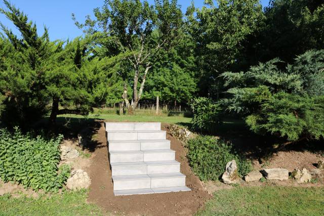 Escalier de marches MODULESCA® avec parement carrelage