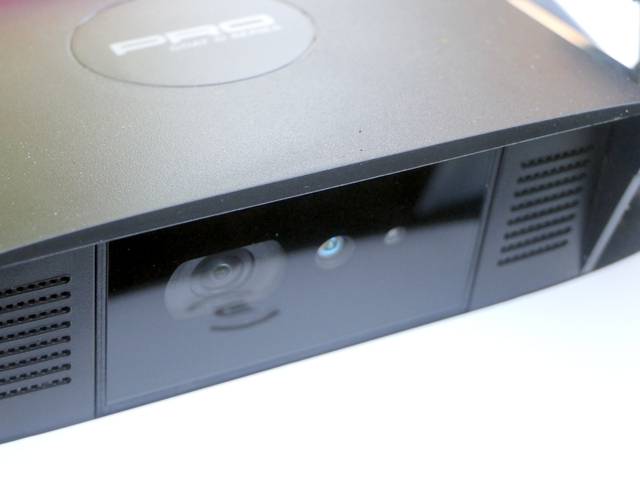 À l'avant de ce robot, caméra IA et Lidar 3D-ToF pour détecter les obstacles  et positionner l'appareil