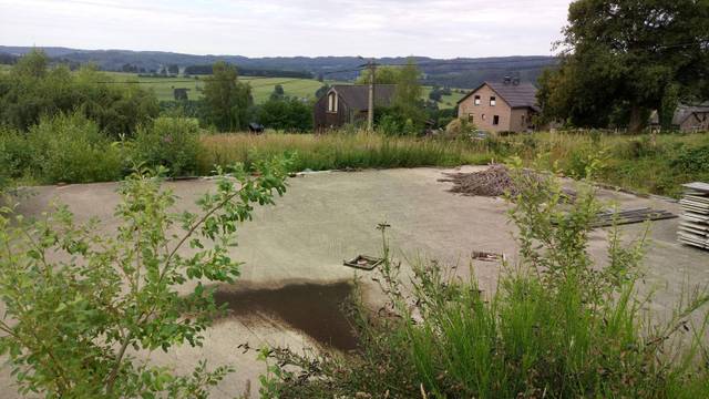 Végétaliser une dalle de béton